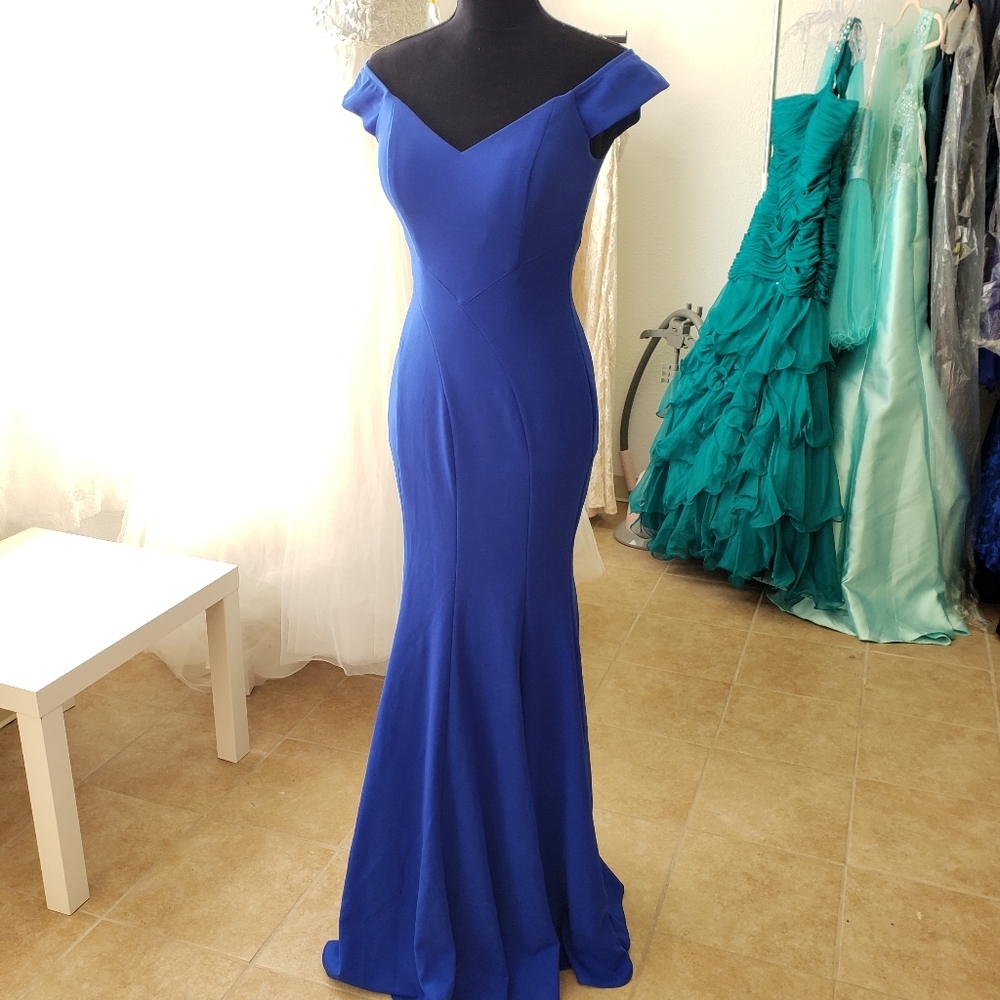 New Royal Off the Shoulder Fitted Gown size Small
